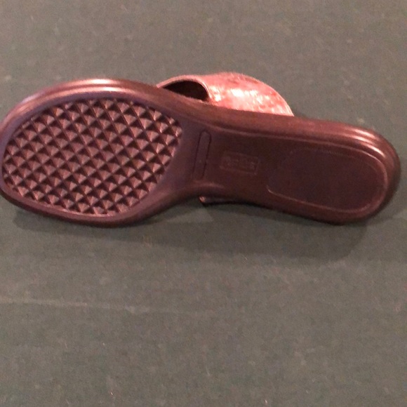 Sandals - Picture 3 of 3